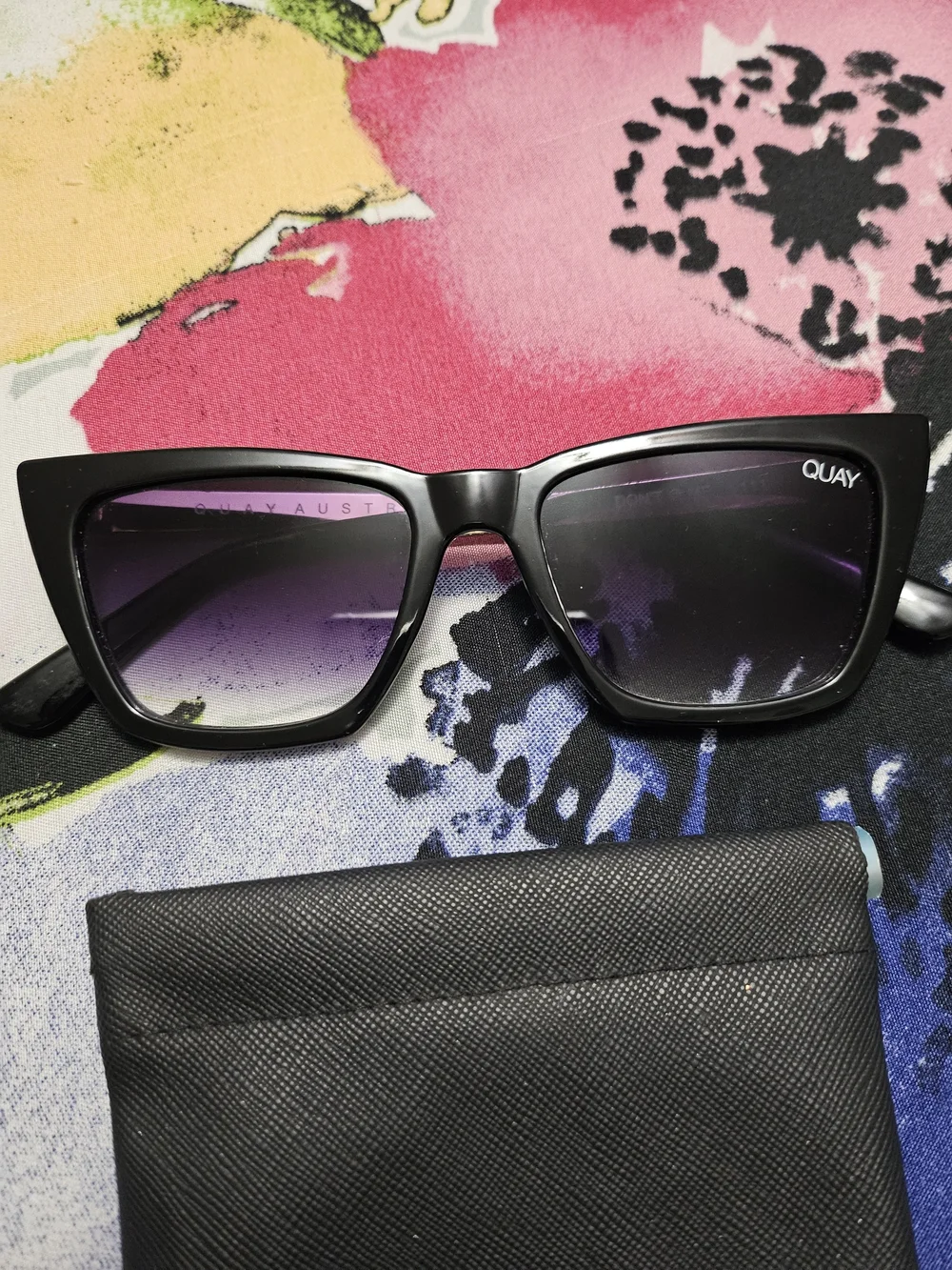 Quay Australia Black Cat-Eye Sunglasses with Purple Gradient Lenses